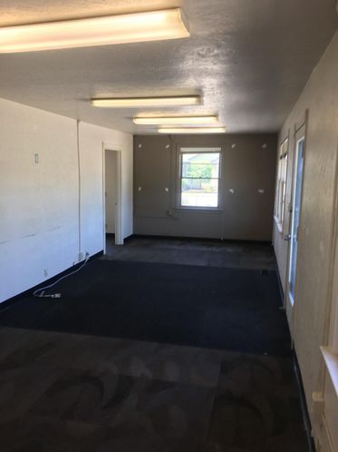 1325 NE 7th St, Grants Pass, OR 97526